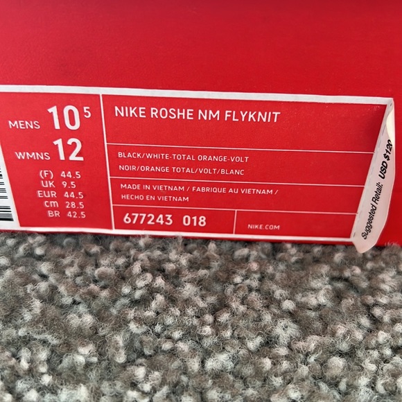 Nike Roshe NM Flyknit - Picture 7 of 7